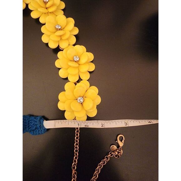 J. Crew yellow flower statement necklace gold tone - Picture 6 of 7